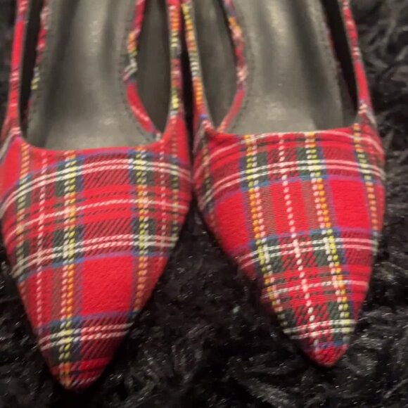 New York & Company Red Plaid Heels - Picture 2 of 9